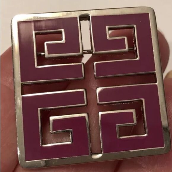 *Vintage* Givenchy *4G* Silver Tone Purple Enamel Logo Square Pin Brooch - Picture 4 of 4
